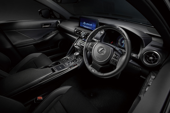 IS350 “F SPORT Mode Black IV” 2WD
