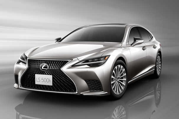 LS500h 