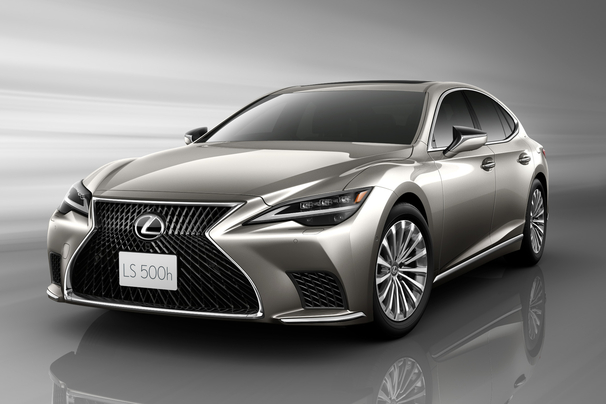 LS500h 