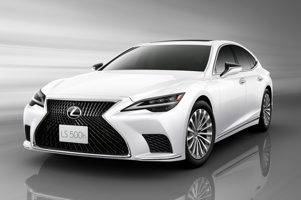LS500h 